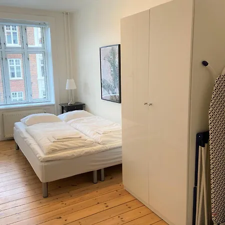Lovely And Homey 2-bedroom In Charming Osterbro Apartment Copenhagen